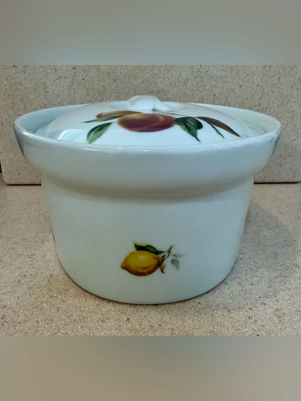 BIA Cordon Bleu Covered Casserole Catherine Fruits